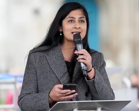 The Coventry South MP Seeks Advice From Libel Legal Experts Following Dispute With Jeremy Corbyn Over Party Finances
